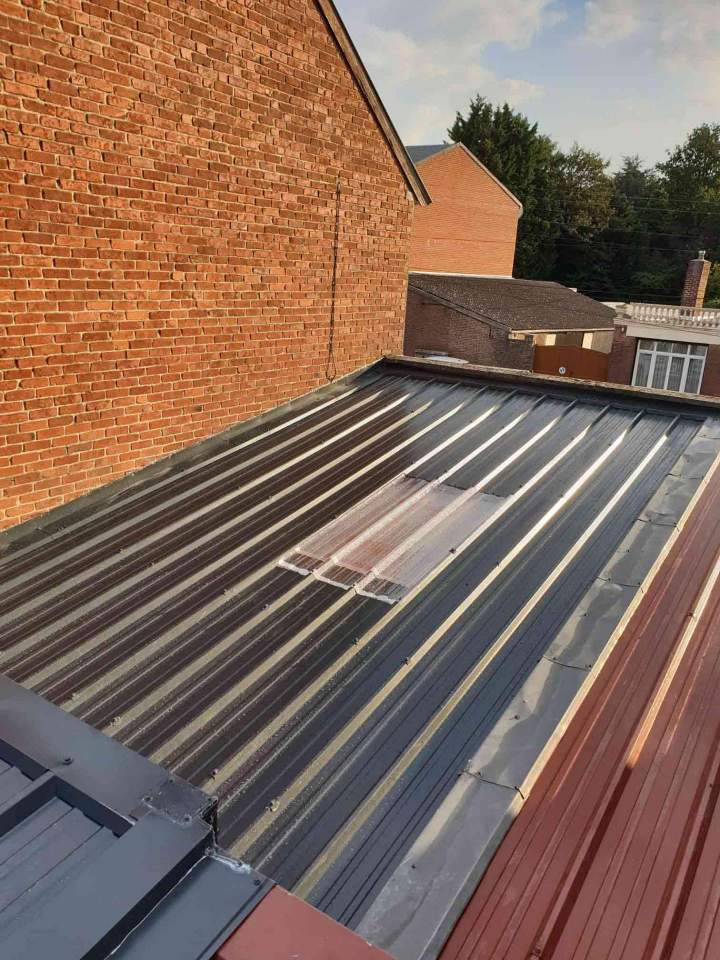 Fabricants de panneaux sandwich pour toiture isolée Vermelles